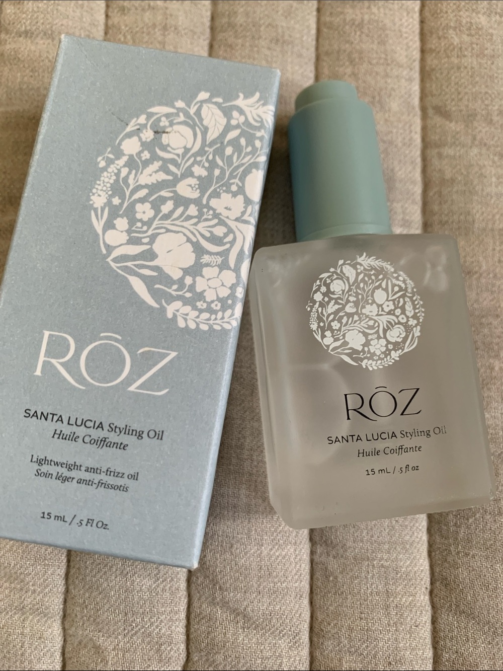 Roz Santa Lucia Styling Oil